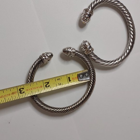 Lot Of 2 Silver Tone Metal Bracelets - Picture 10 of 13